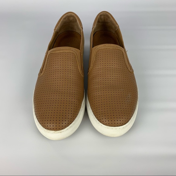 trask lillian slip on